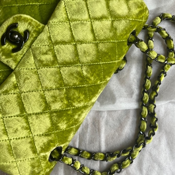 Chanel cf velvet rare color - Picture 2 of 8